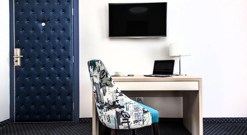 Five Points Square 13